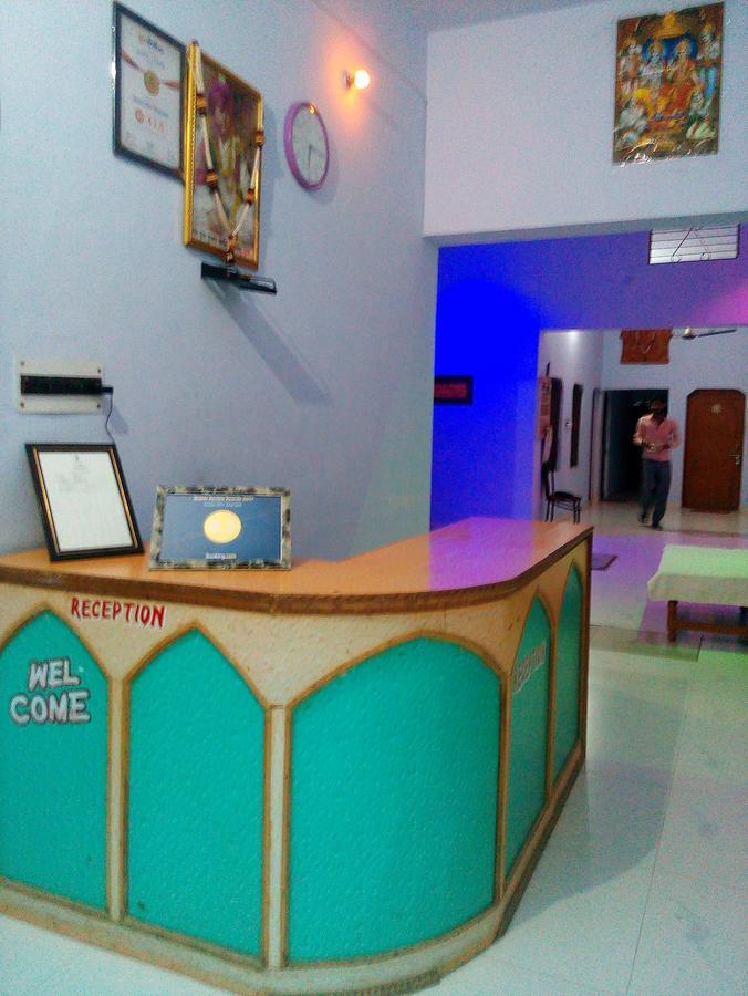 Hotel Shri Mahant Orchha 5 Mint Walking From Ram Raja Temple Exterior foto